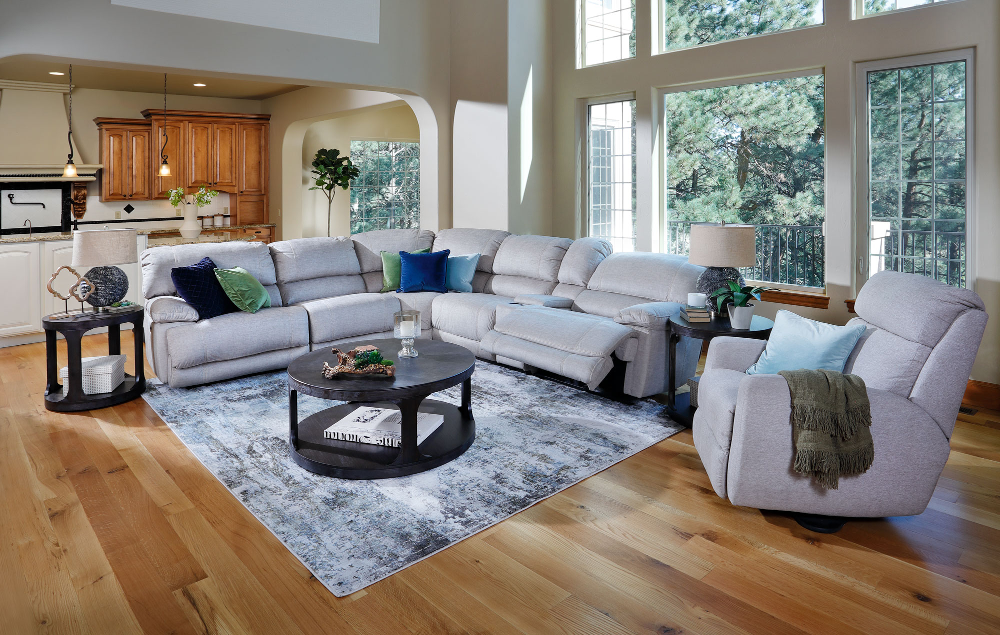 Accolade Sectional