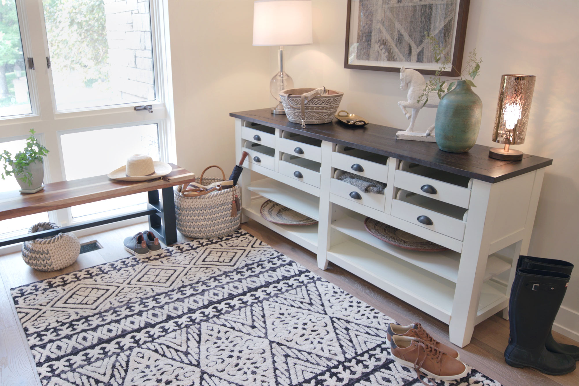 How to choose (and style) entryway furniture for your space