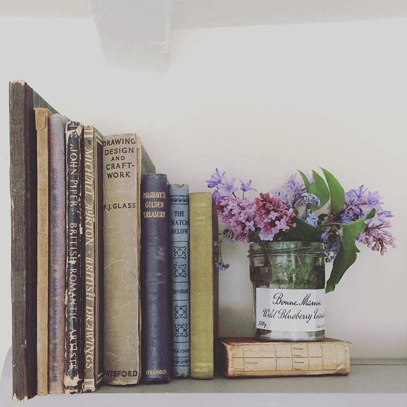 floral-bookend